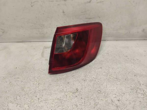 FEU ARRIERE DROIT SEAT IBIZA BREAK - Vue 1